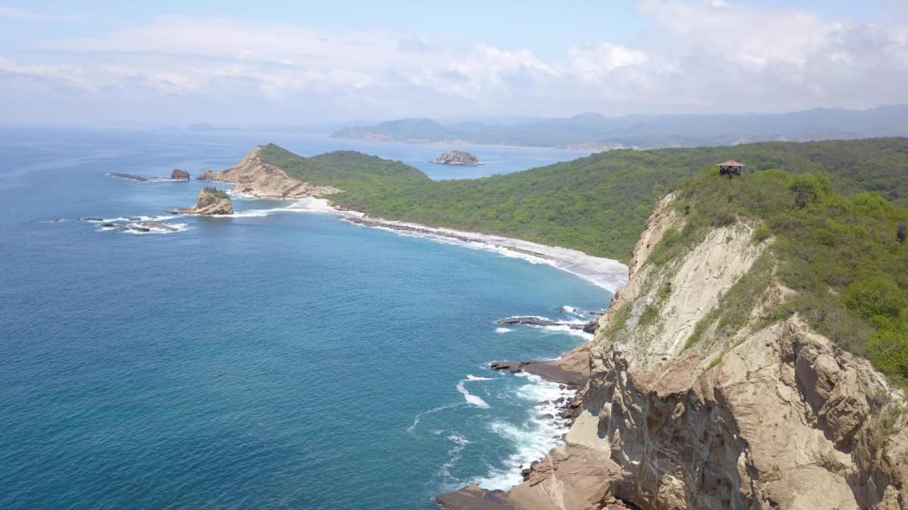 Hostal Humpback Internacional Puerto López Kültér fotó