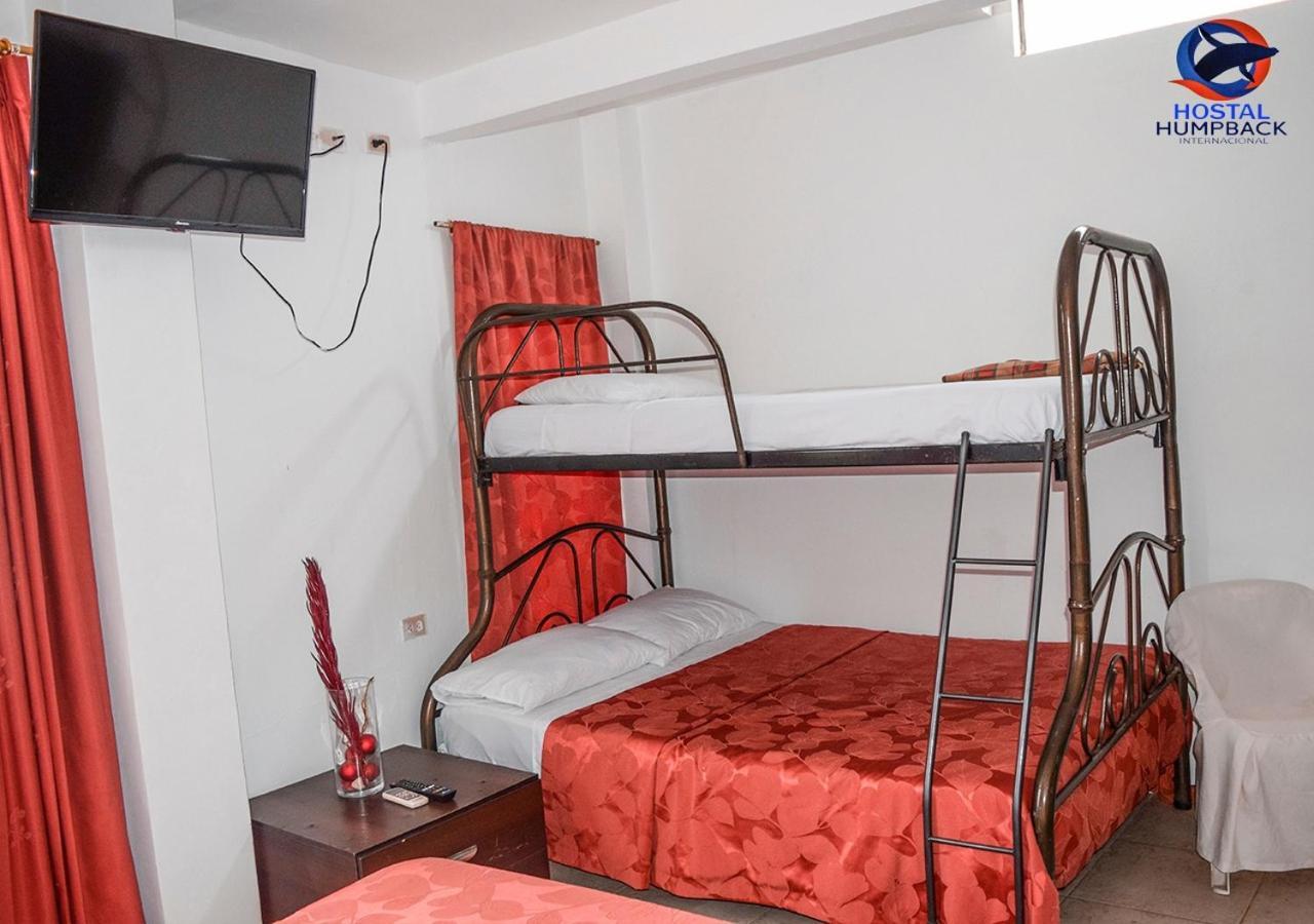 Hostal Humpback Internacional Puerto López Kültér fotó